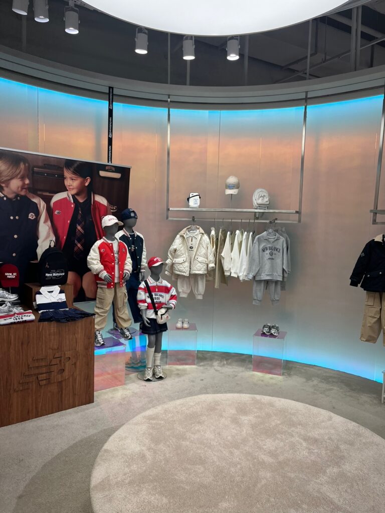 뉴발란스 키즈 530 매장6